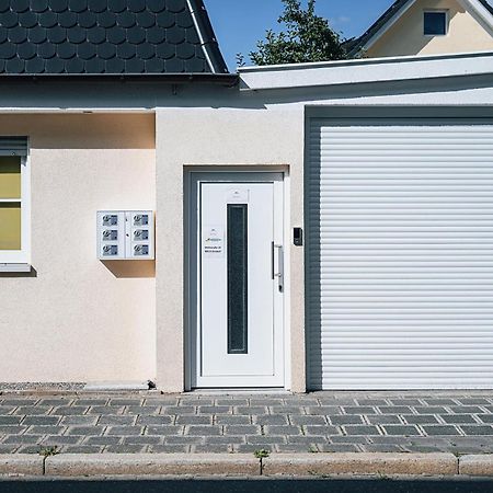 Ferienwohnung Schleicher Mit Klimaanlage Zirndorf Exteriör bild