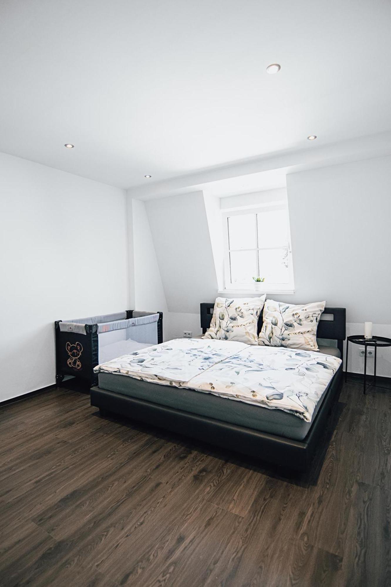 Ferienwohnung Schleicher Mit Klimaanlage Zirndorf Exteriör bild