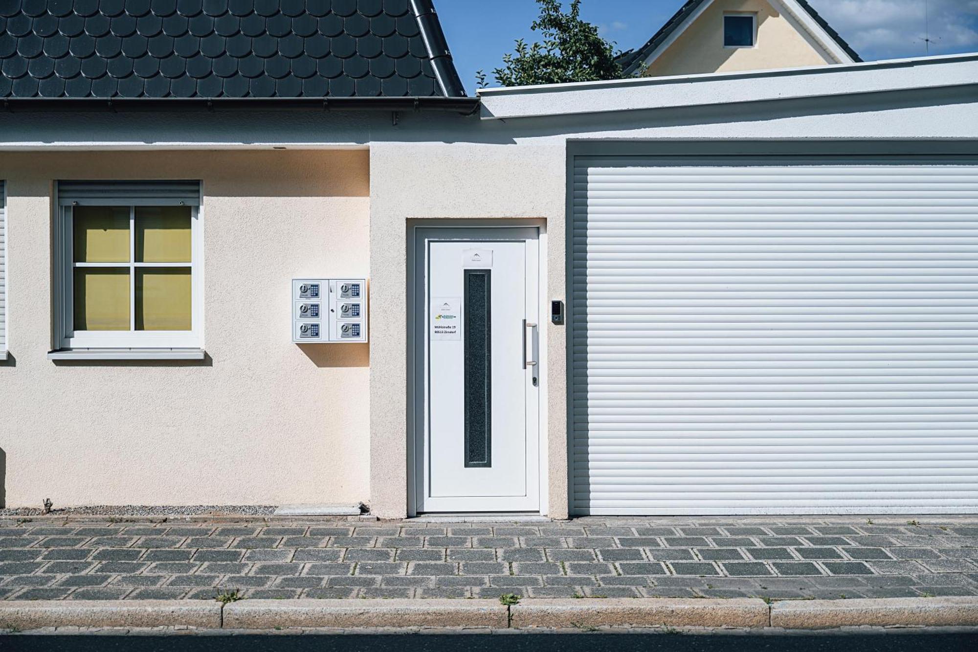 Ferienwohnung Schleicher Mit Klimaanlage Zirndorf Exteriör bild