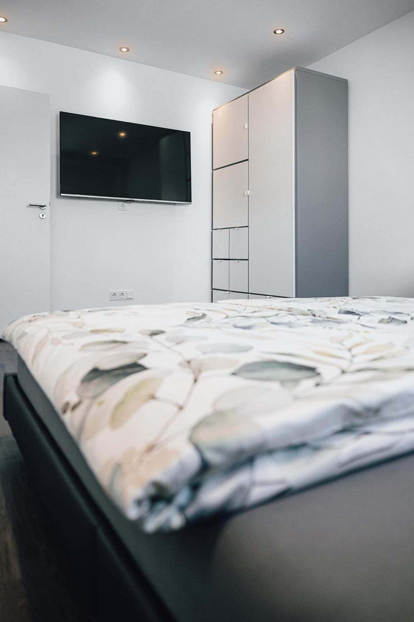 Ferienwohnung Schleicher Mit Klimaanlage Zirndorf Exteriör bild